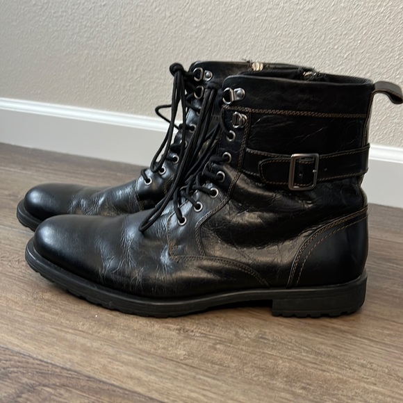 aston grey black boots